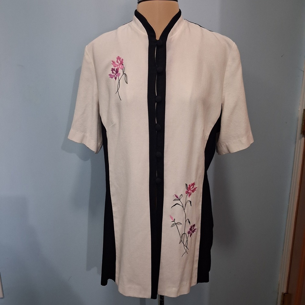 Vintage DSMB Colorblock Floral Embroidered Tunic Top White Black Size 12